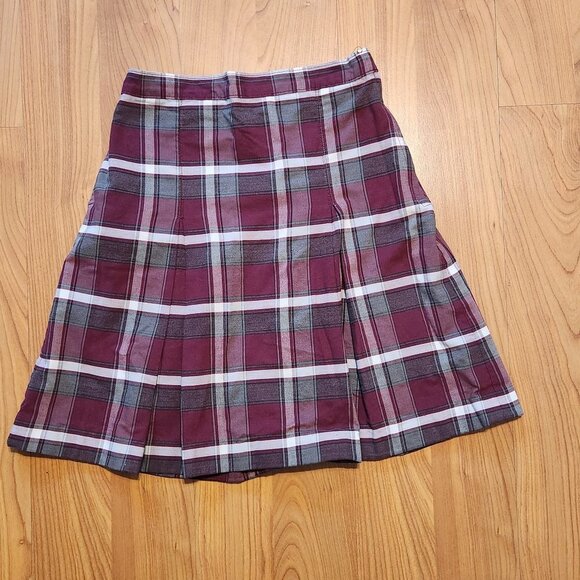 School Uniform Girls' Pleat Skirt, Maroon /White/Grey || 26in EUC - Picture 6 of 10